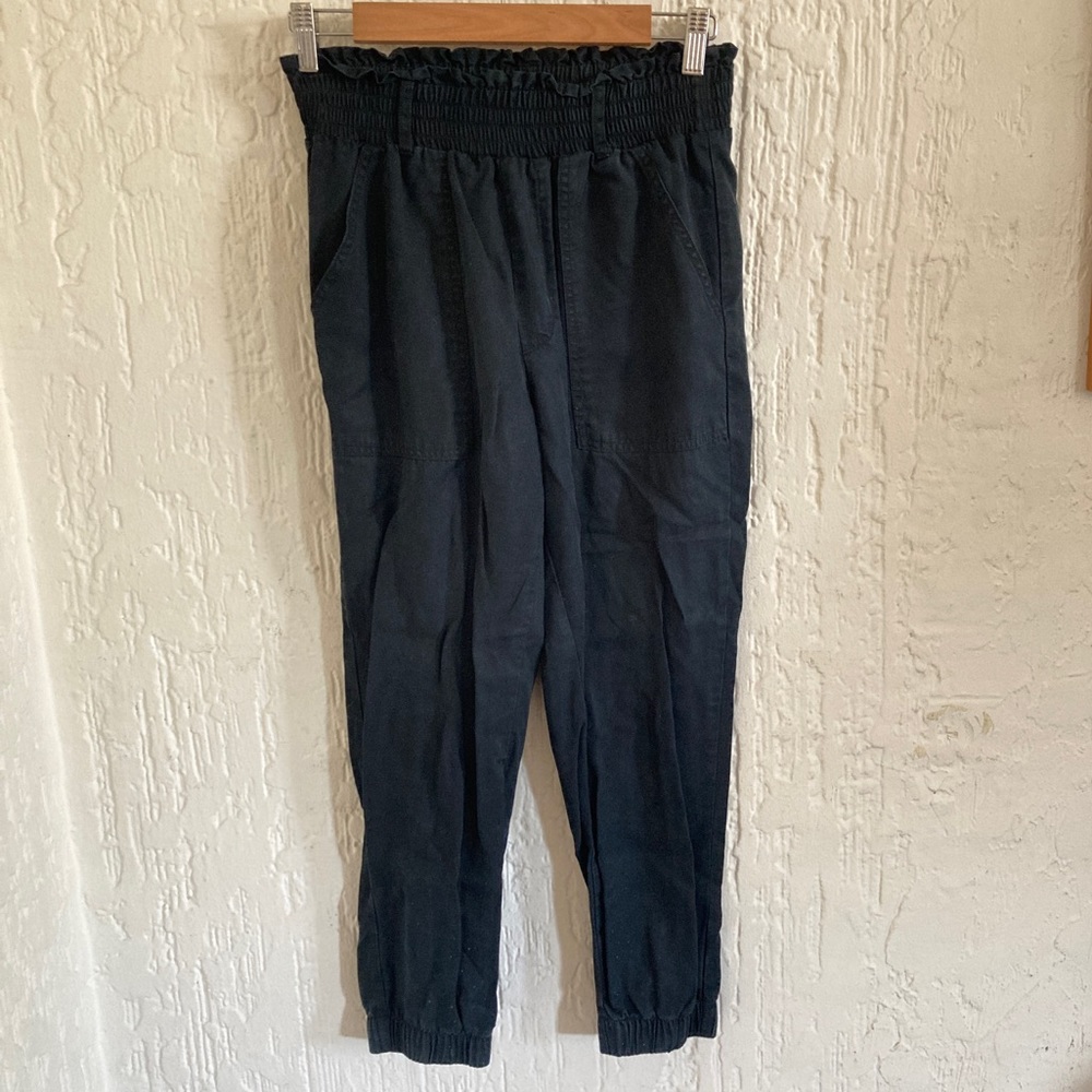 Abercrombie & Fitch Black Joggers Pants Size Small Short